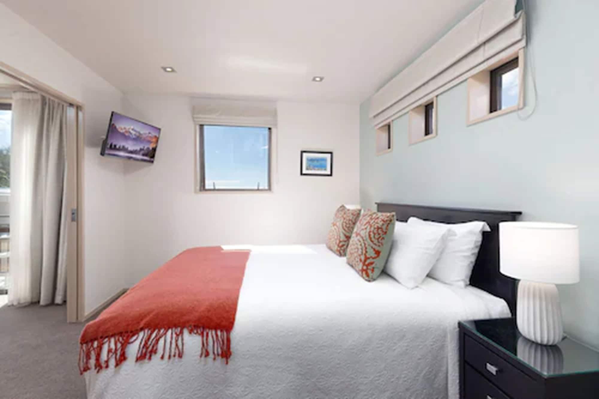 Palazzo Motor Lodge Нелсън Екстериор снимка A bedroom